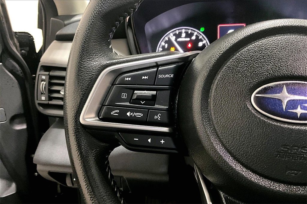 Used 2024 Subaru Outback Premium image 11