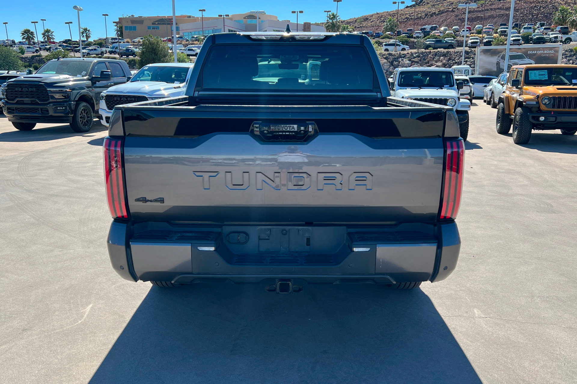 Used 2023 Toyota Tundra Platinum AWD/4WD image 5