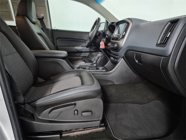 Used 2016 Chevrolet Colorado Z71 image 43