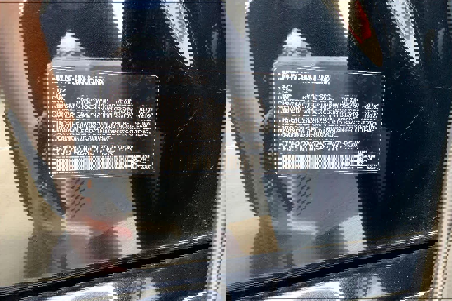 Used 2023 BMW X6 M w/ Executive Package image 34