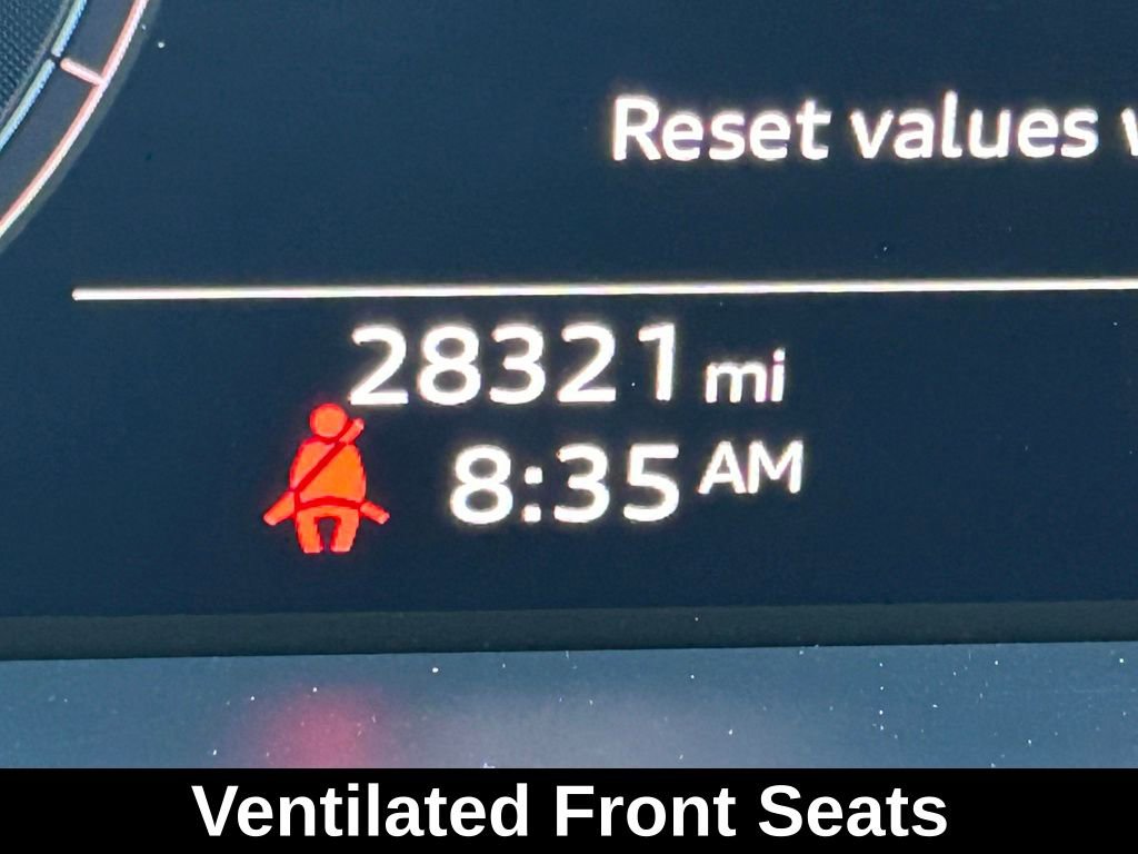 Used 2022 Audi e-tron Premium Plus w/ Premium Plus Package image 19