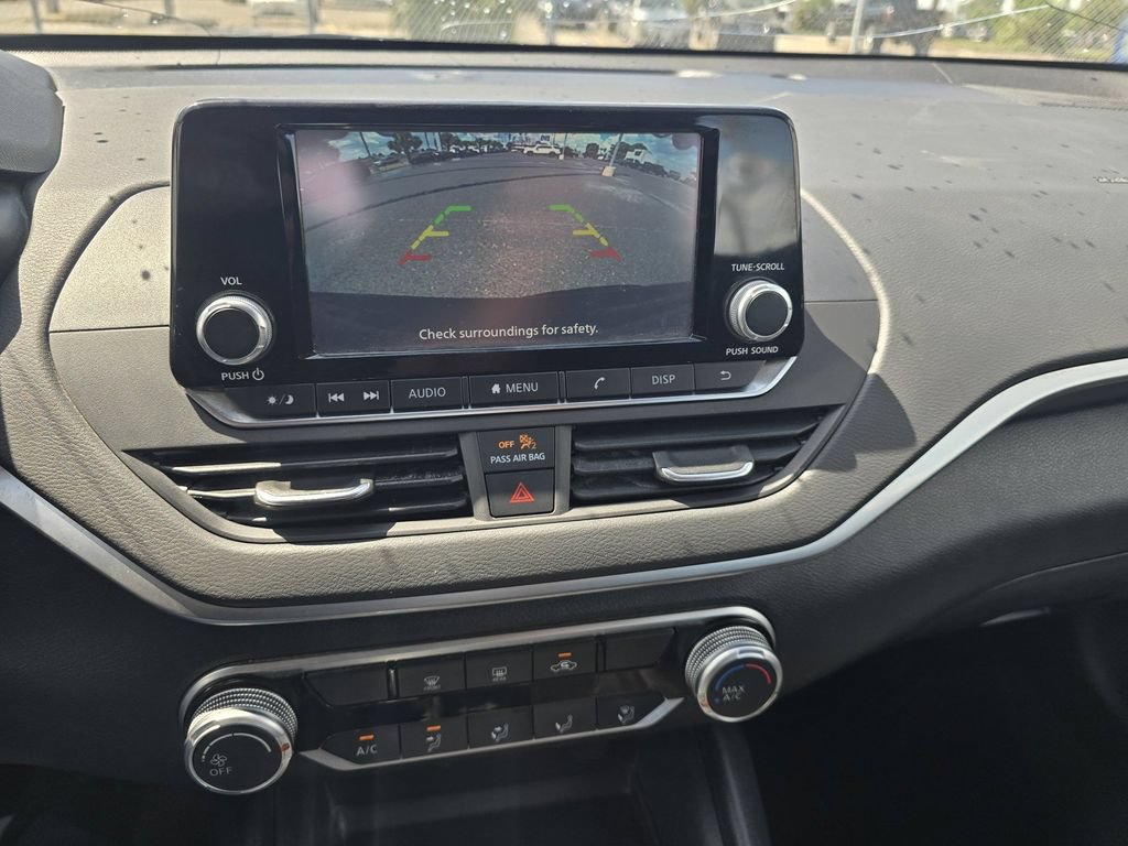 Used 2022 Nissan Altima 2.5 S FWD image 22