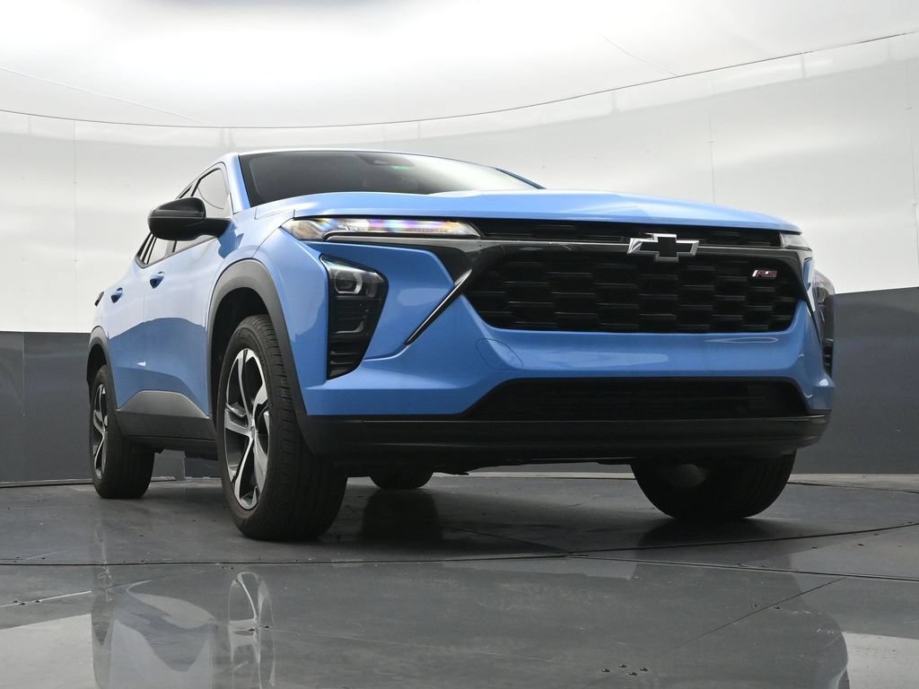 Used 2024 Chevrolet Trax RS FWD image 29