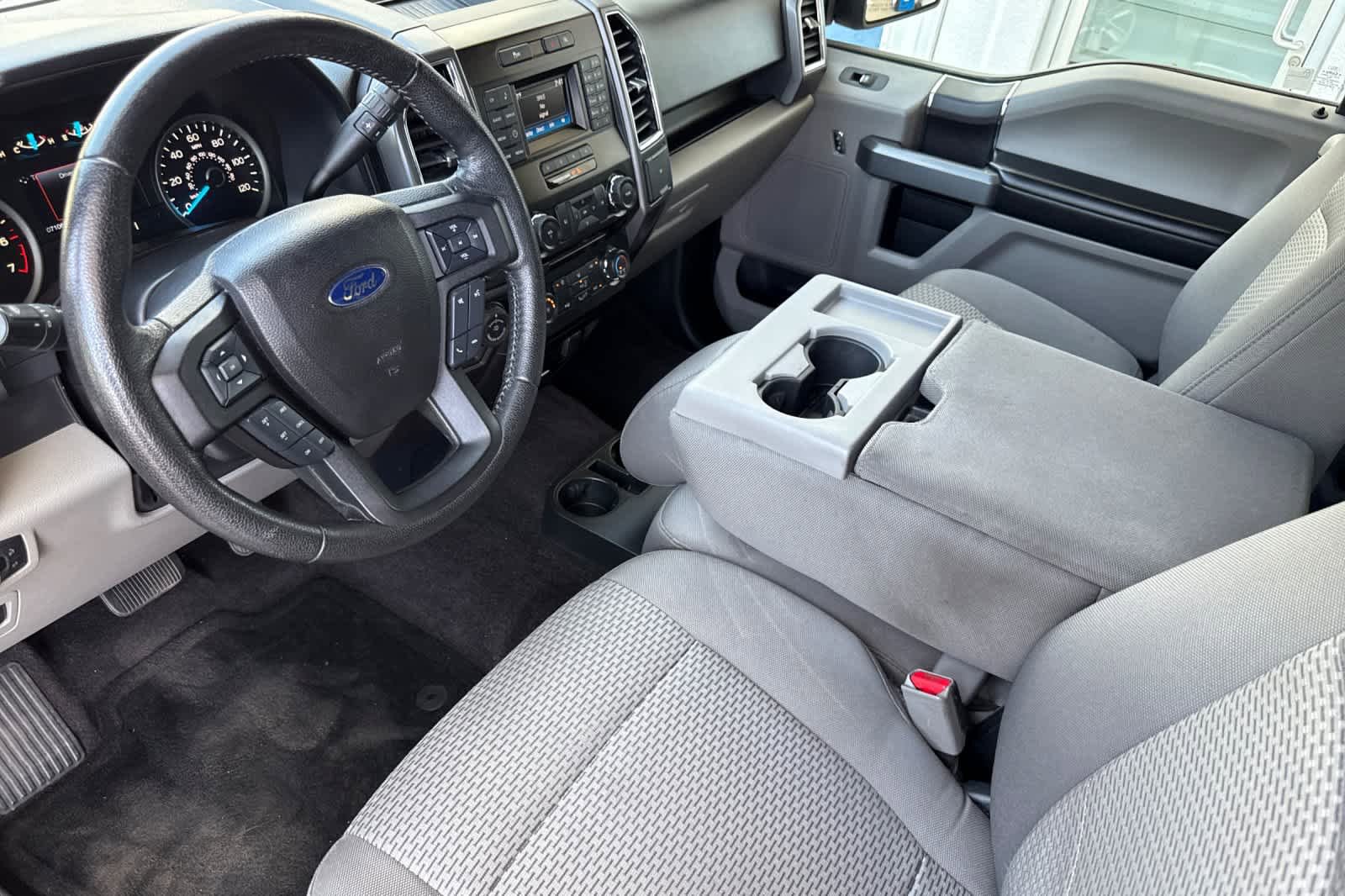 Used 2016 Ford F150 XLT w/ Equipment Group 301A Mid RWD image 10