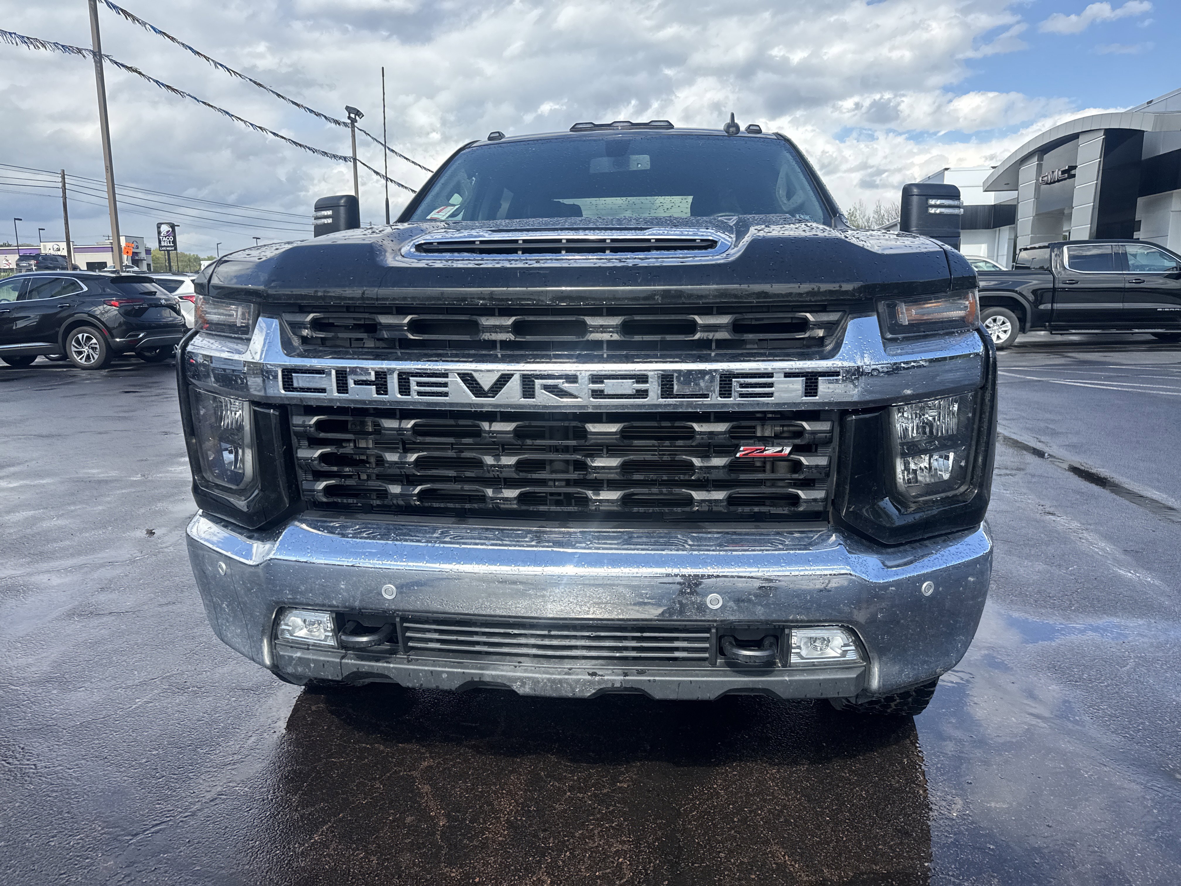 Used 2023 Chevrolet Silverado 3500 LT w/ All Star Edition AWD/4WD image 9