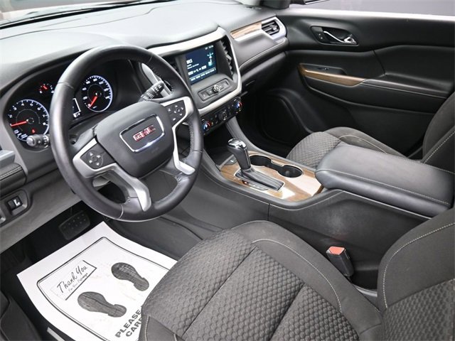 Used 2017 GMC Acadia SLE w/ LPO, Floor Liner Package image 18
