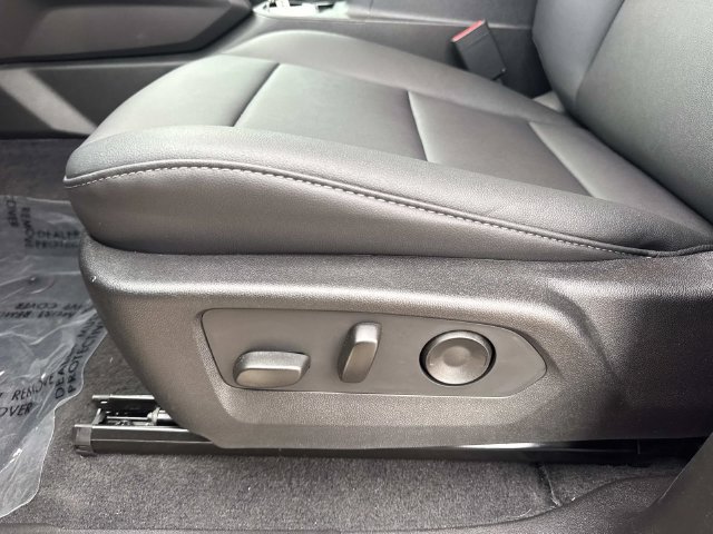 Used 2026 Chevrolet Colorado LT w/ LT Convenience Package RWD image 22