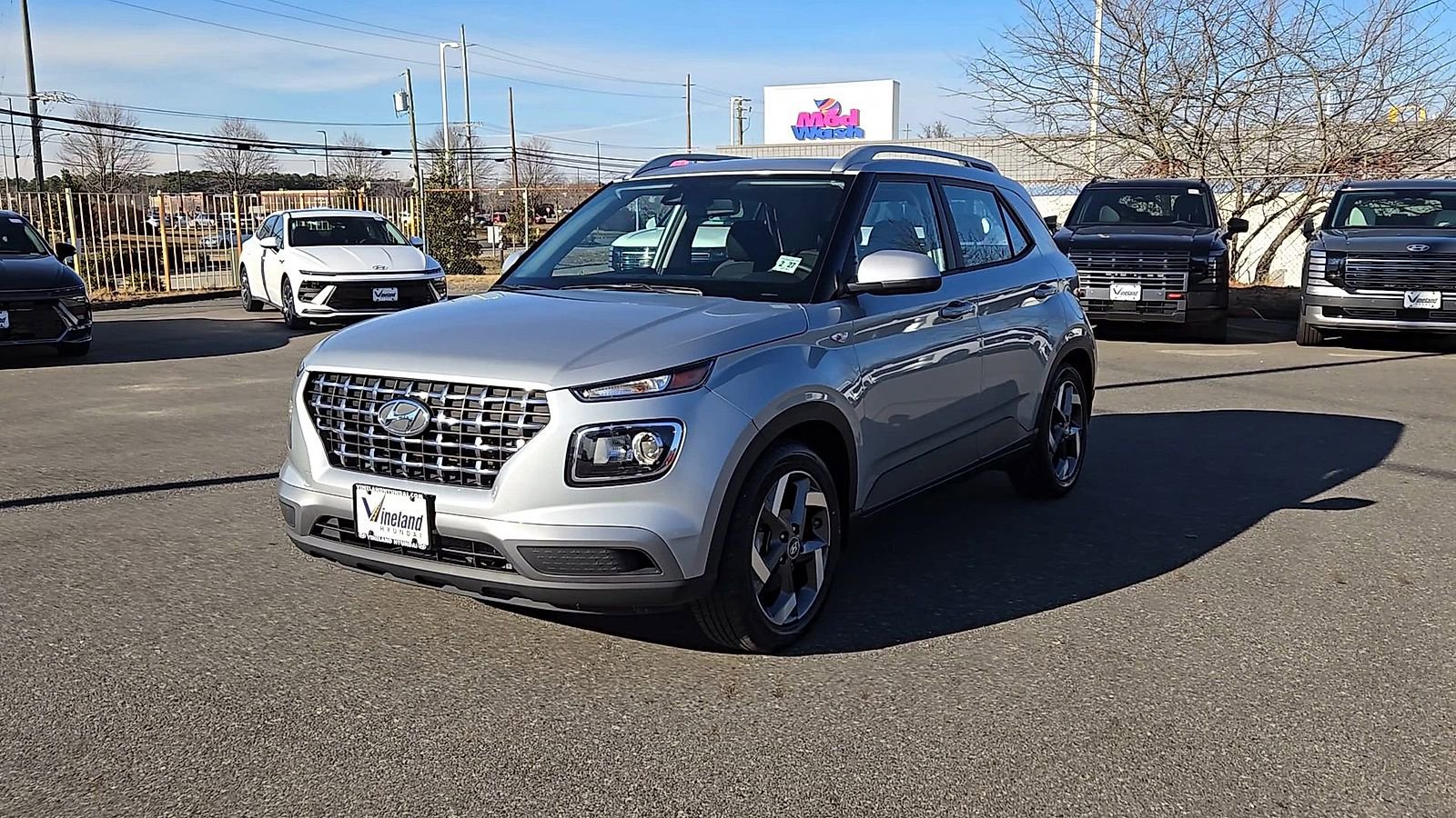 Certified 2022 Hyundai Venue SEL image 4