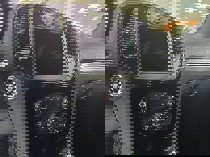 Used 2018 Chrysler 300 S image 27