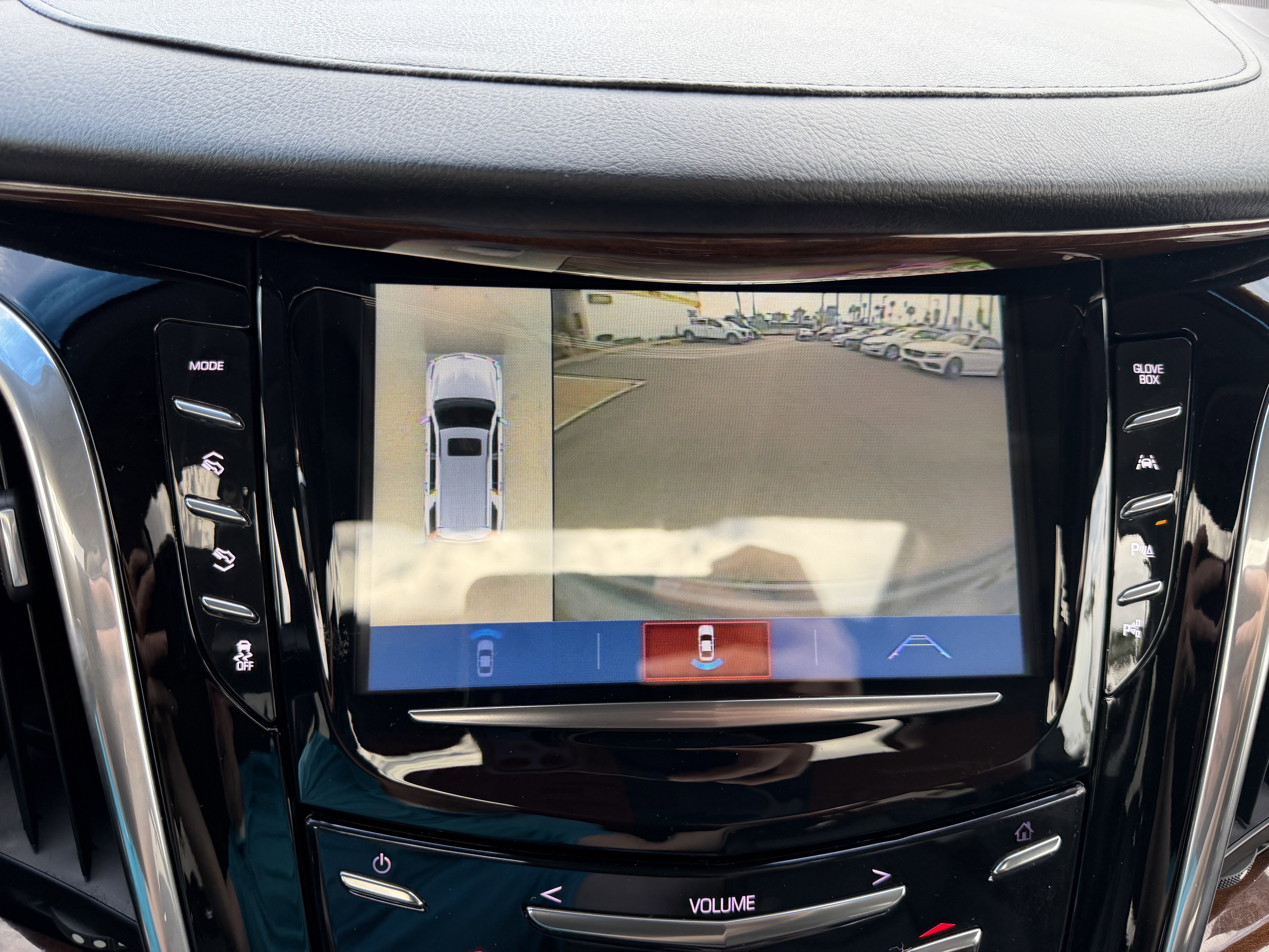 Used 2019 Cadillac Escalade ESV Luxury RWD image 30