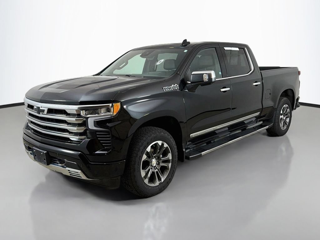 Used 2024 Chevrolet Silverado 1500 High Country w/ Technology Package AWD/4WD image 12
