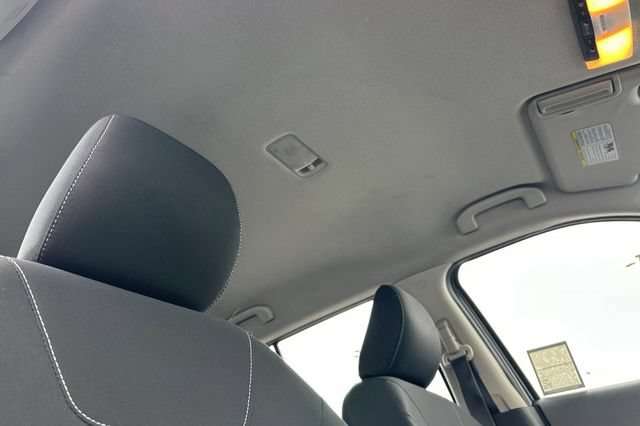 Used 2021 Nissan Kicks S FWD image 19