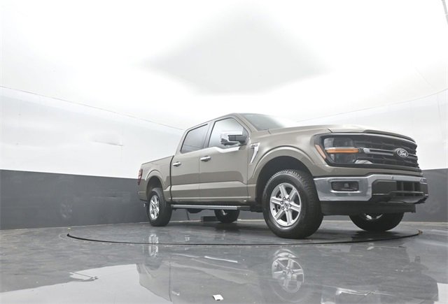 New 2025 Ford F150 XLT w/ Equipment Group 302A MID image 28