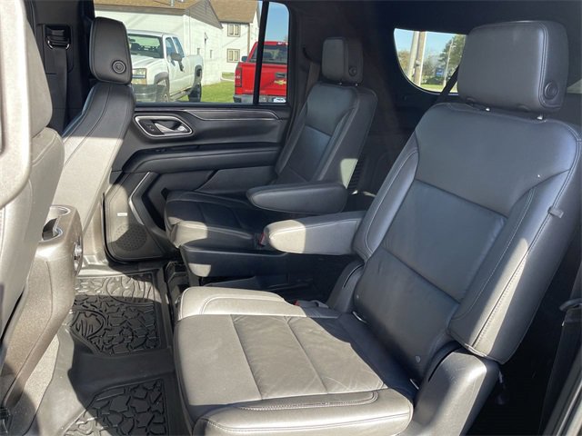 Used 2021 Chevrolet Suburban LT image 22