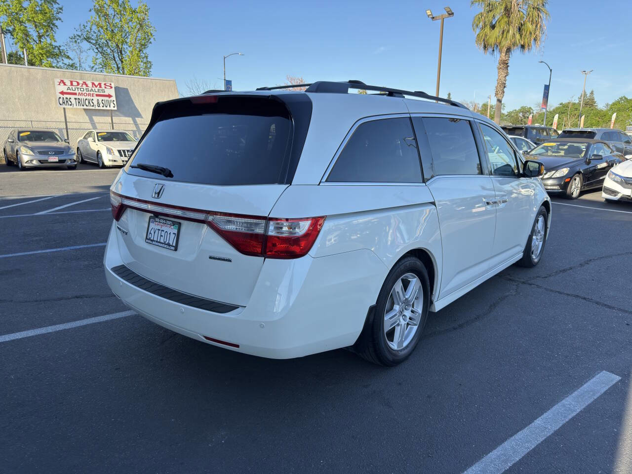 Used 2013 Honda Odyssey Touring image 3