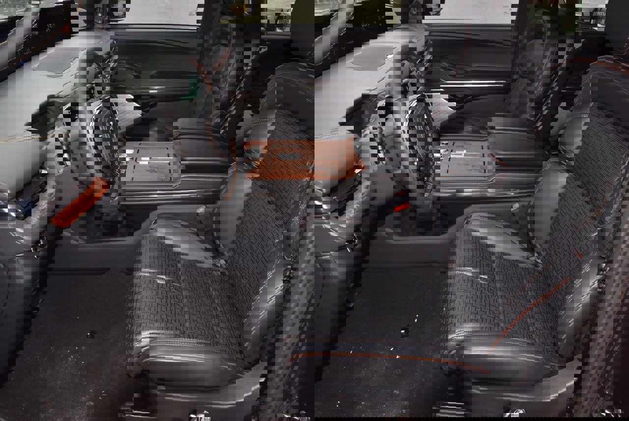 New 2026 Lincoln Navigator Black Label image 13