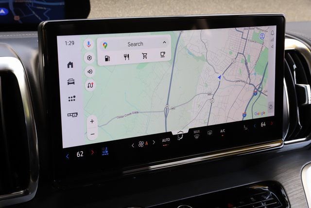 Certified 2025 Ford Expedition Platinum w/ Driver's Package image 37