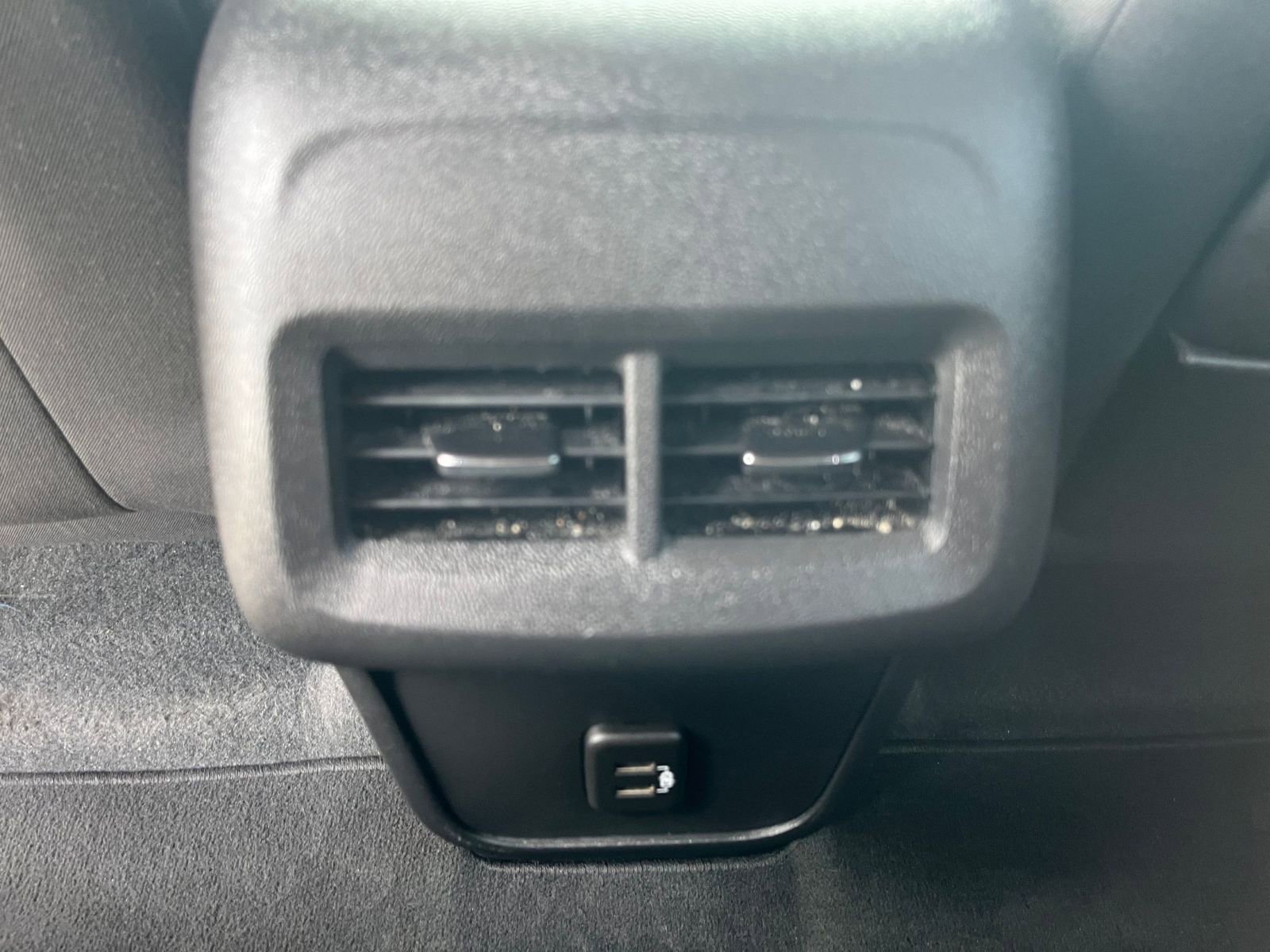 Used 2024 GMC Terrain SLE FWD image 22