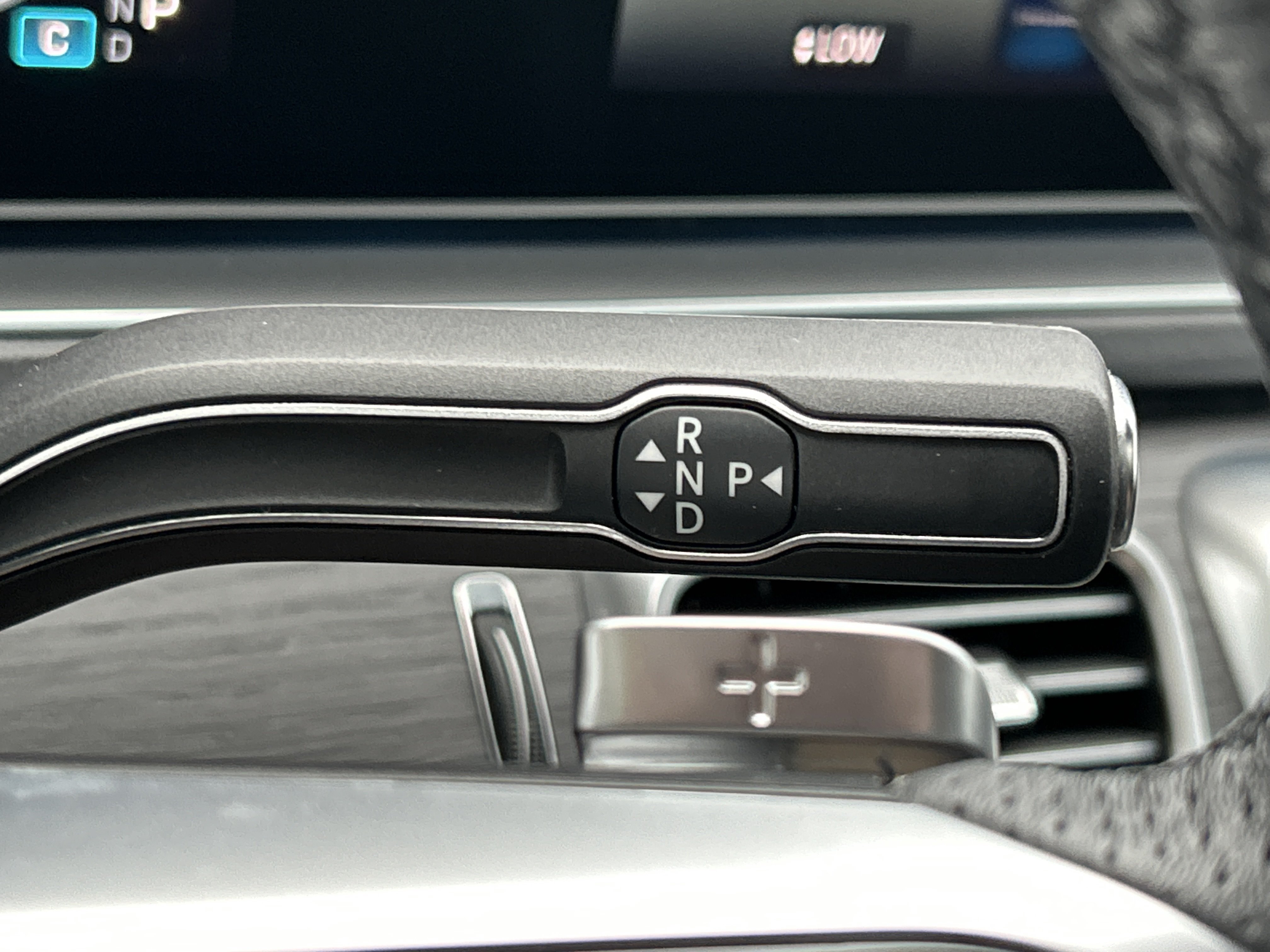 Certified 2025 Mercedes-Benz GLS 450 4MATIC image 32