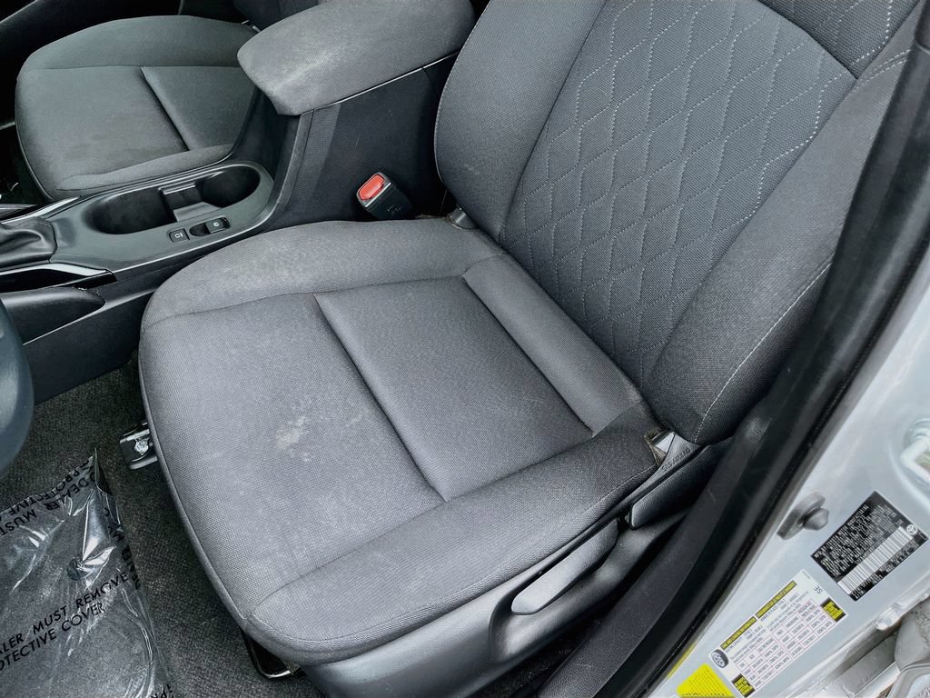 Used 2024 Toyota Corolla LE FWD image 19