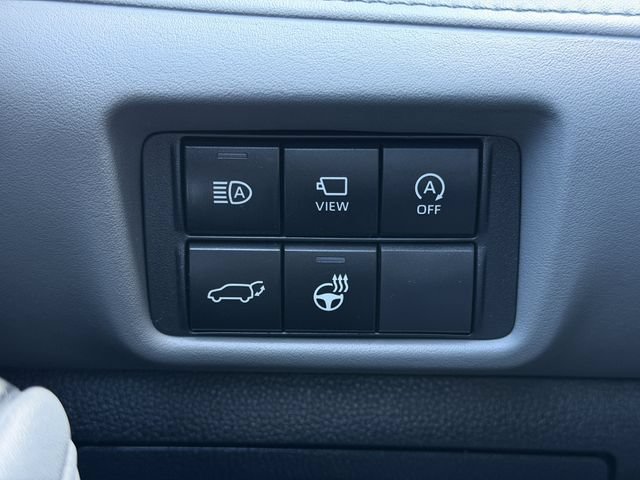 Used 2024 Toyota Highlander Platinum FWD image 22
