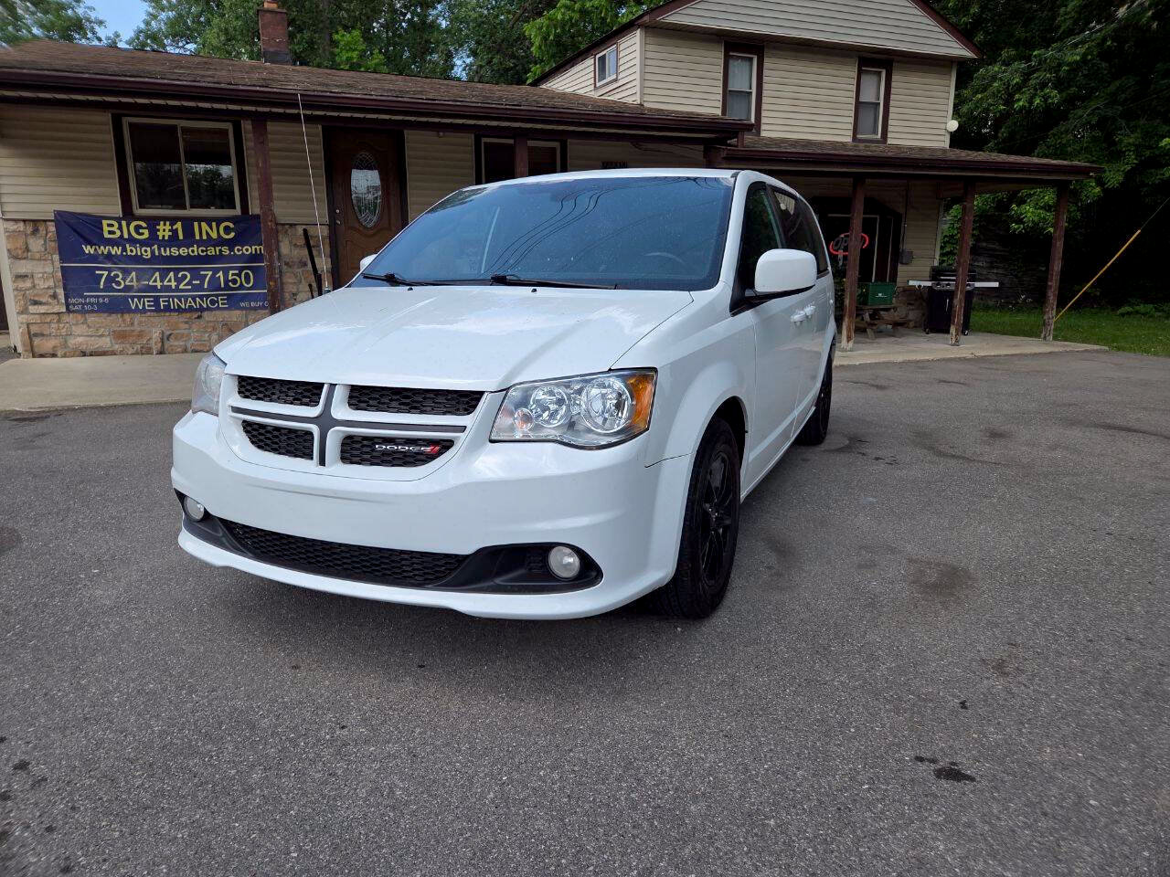 Used 2020 Dodge Grand Caravan GT FWD image 1