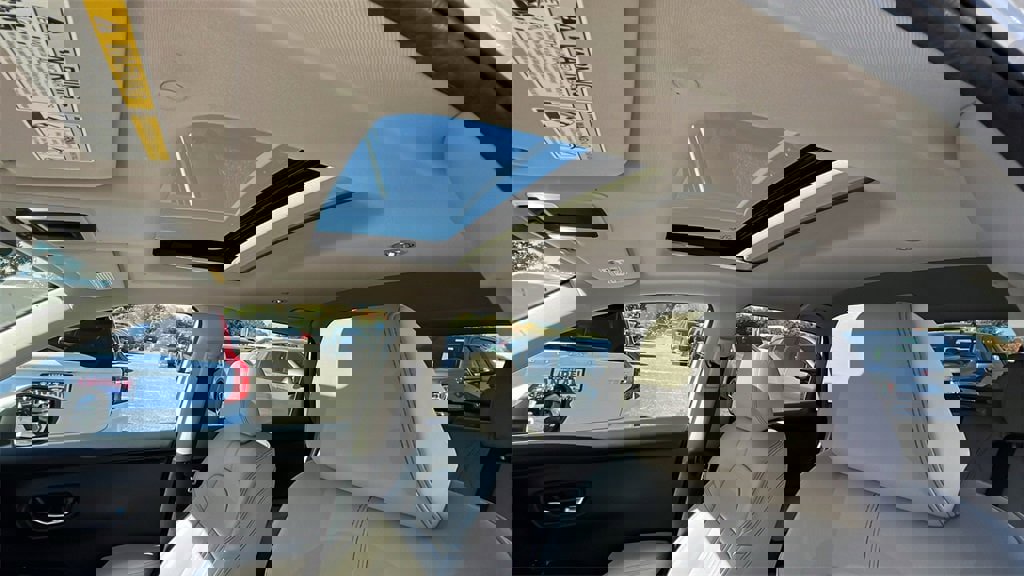 Used 2023 Honda HR-V EX-L image 15