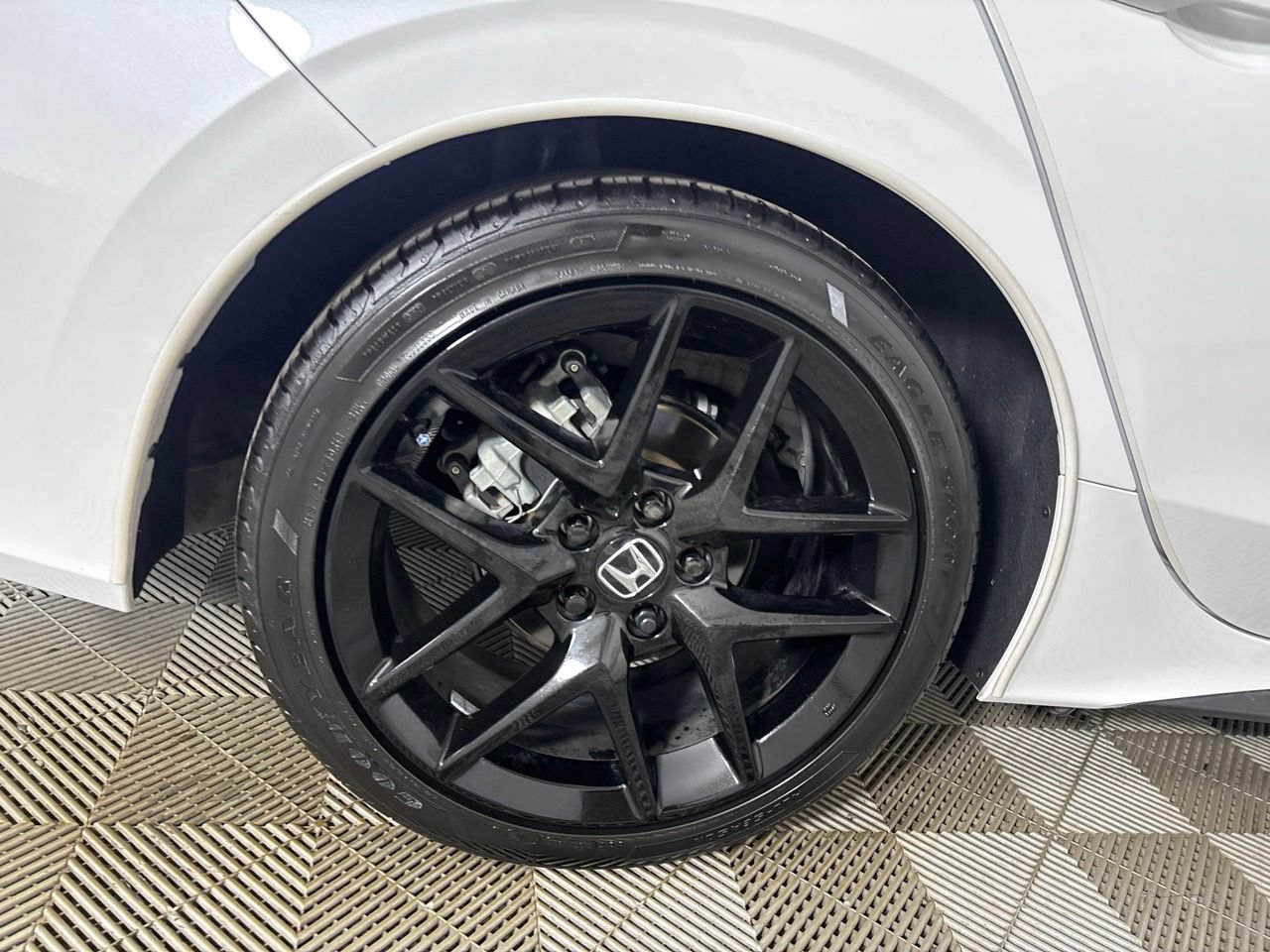 Used 2023 Honda Civic Sport image 30