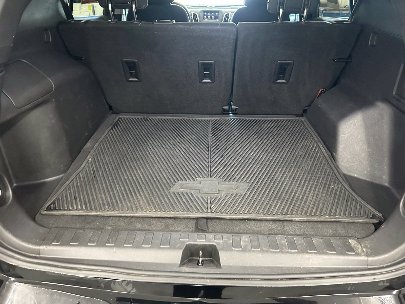 Used 2020 Chevrolet Equinox LT AWD/4WD image 30