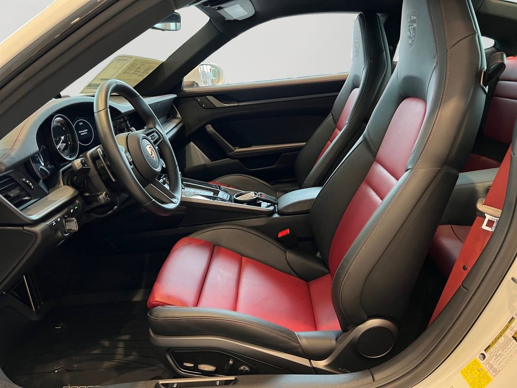 Used 2023 Porsche 911 Carrera image 12