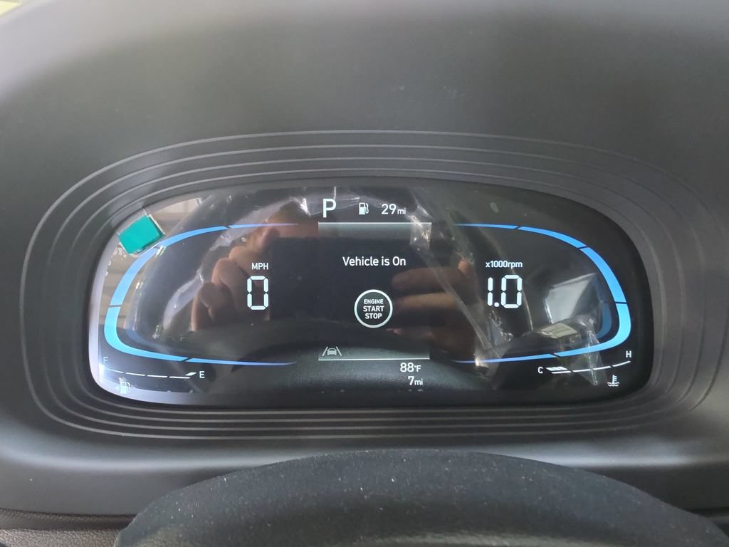 New 2026 Hyundai Venue SEL FWD image 9