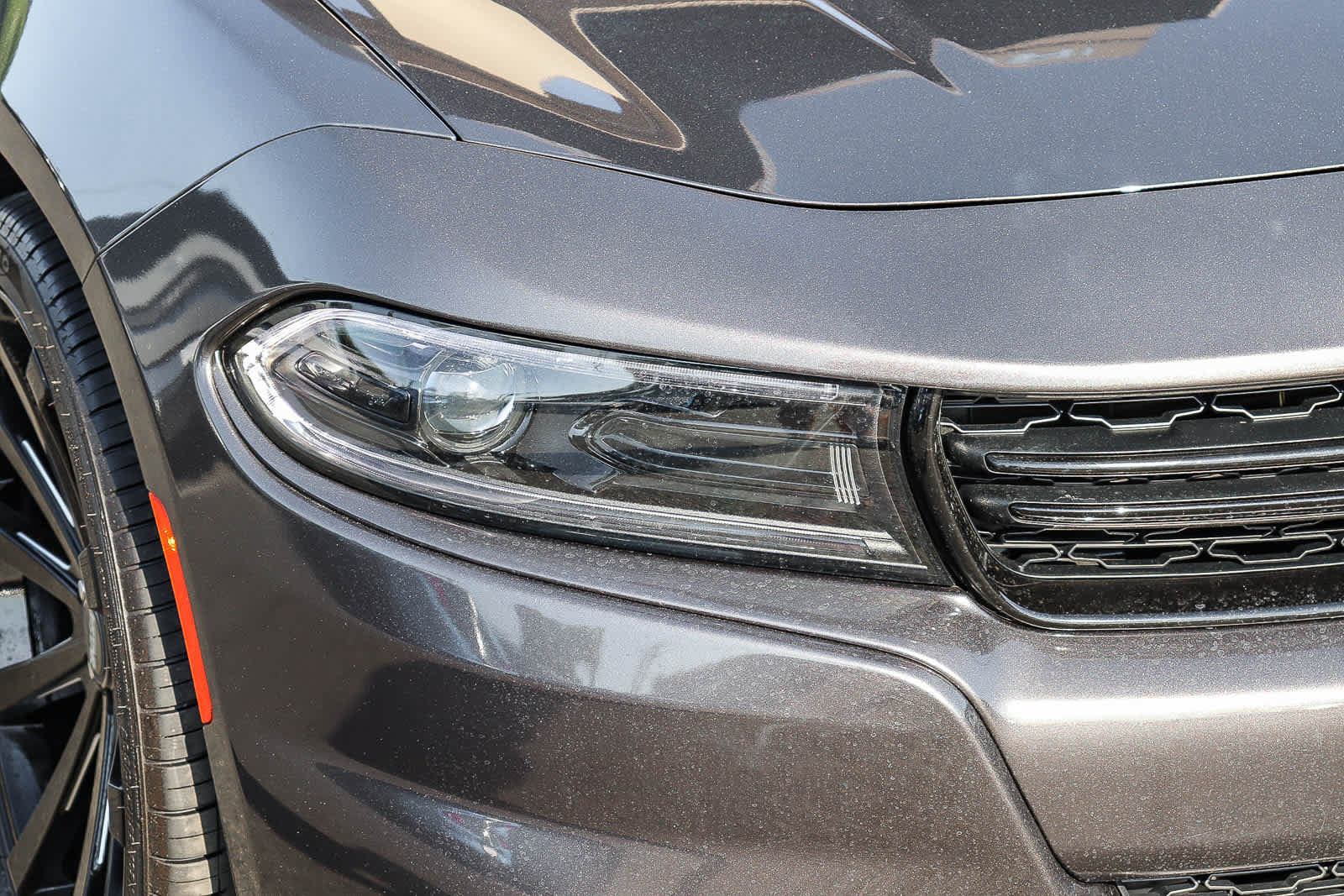 Used 2023 Dodge Charger SXT RWD image 4