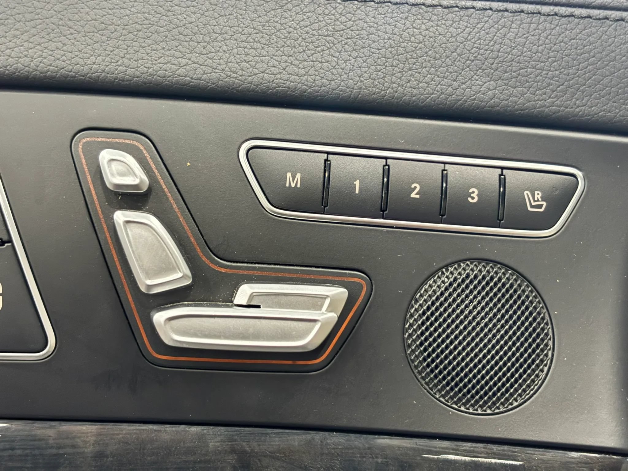 Used 2016 Mercedes-Benz SL 400 image 36
