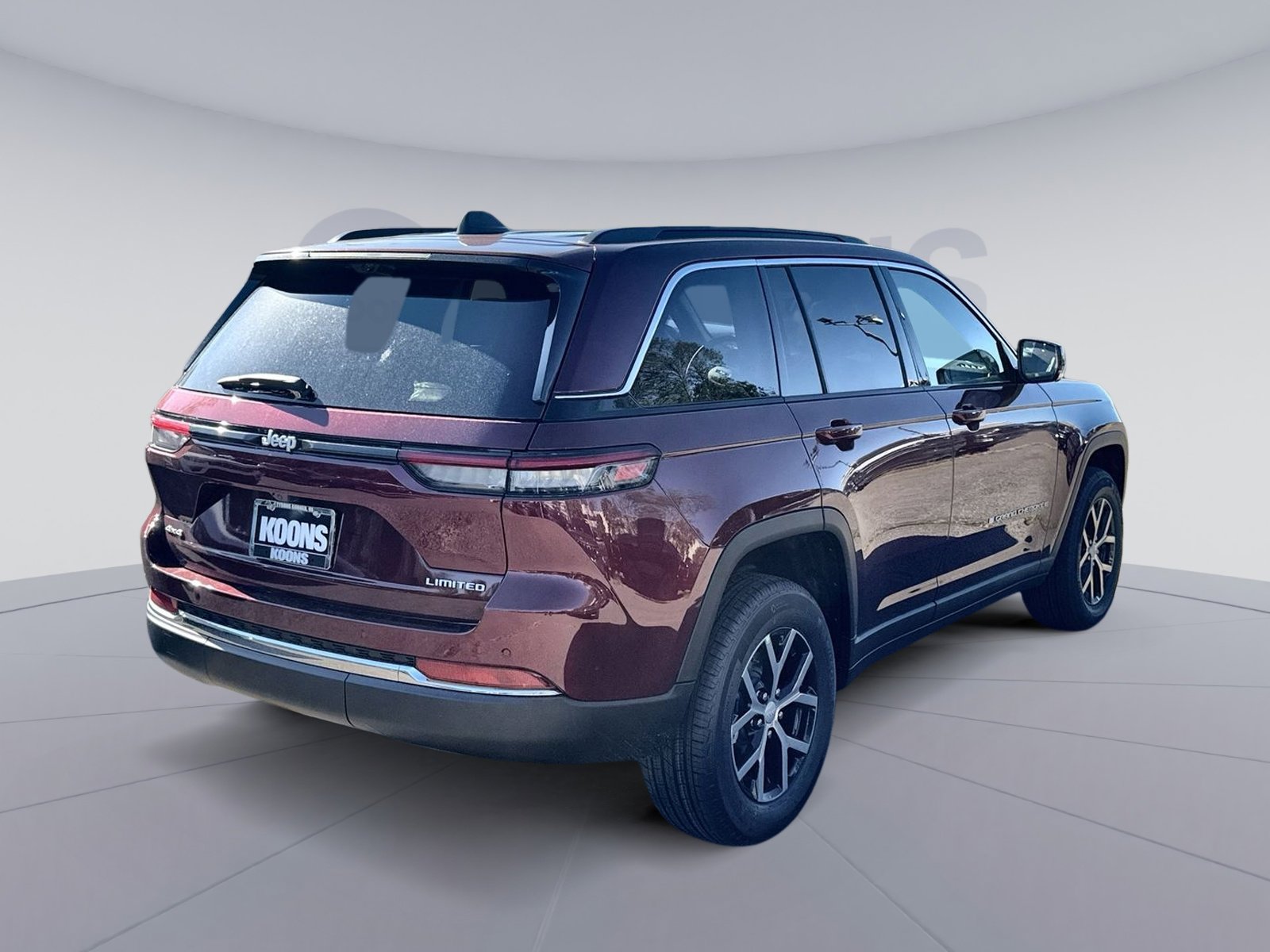 New 2025 Jeep Grand Cherokee Limited w/ Luxury Tech Group II image 7