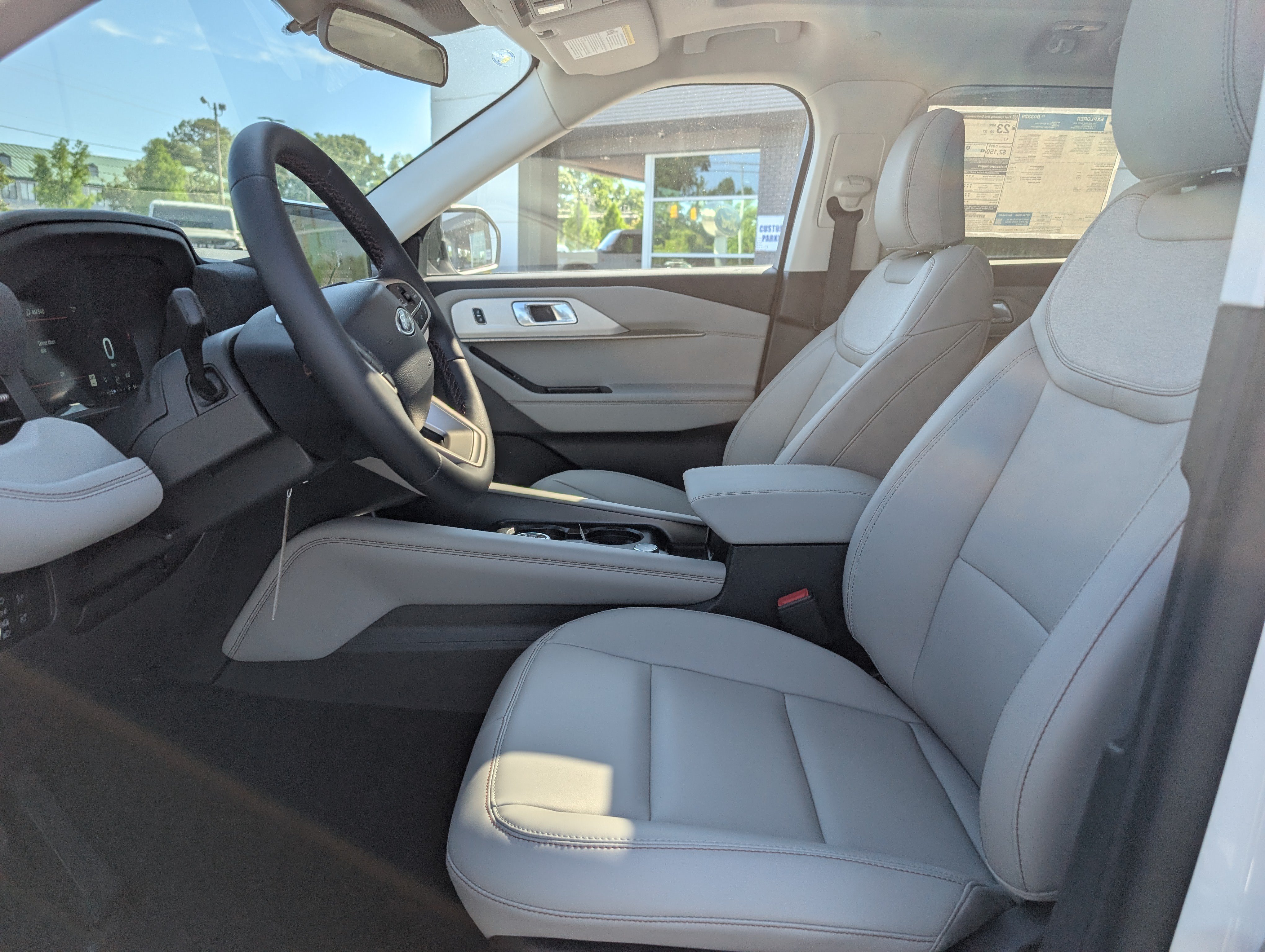 New 2026 Ford Explorer Active w/ Active Comfort Package AWD/4WD image 19