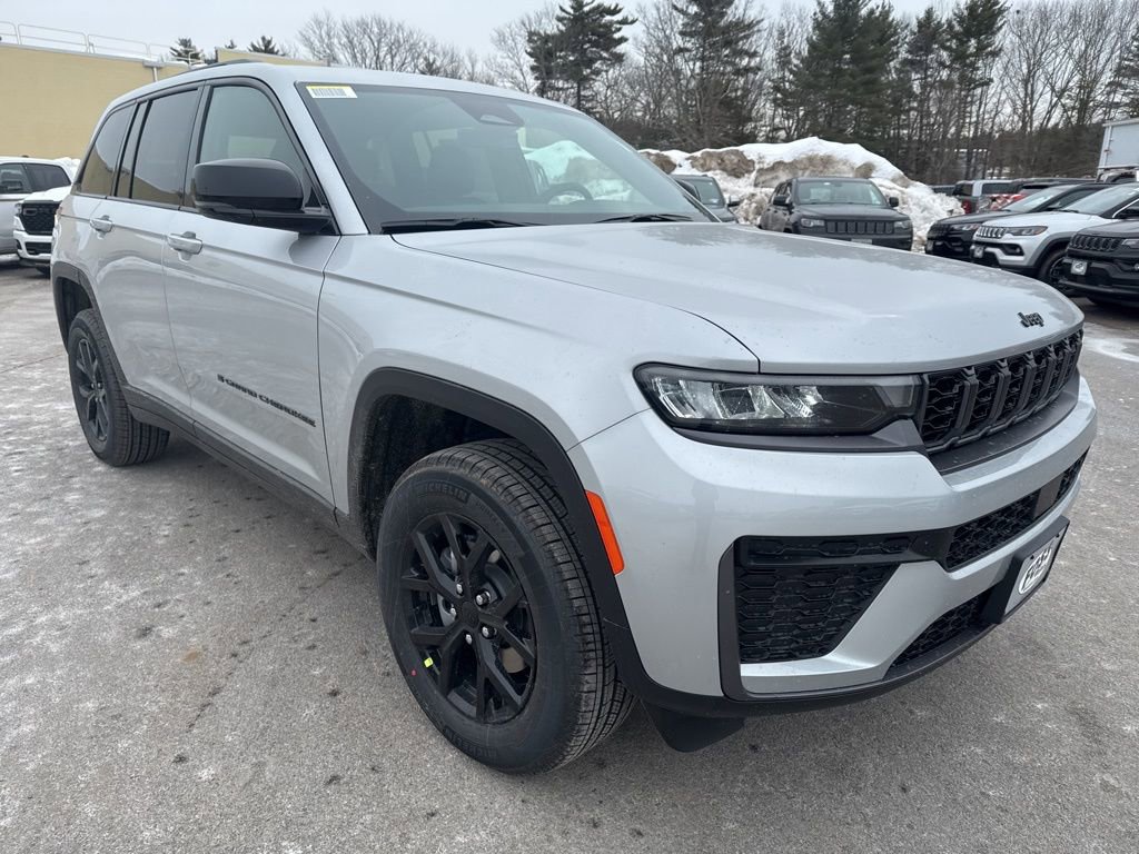 New 2026 Jeep Grand Cherokee Laredo image 7