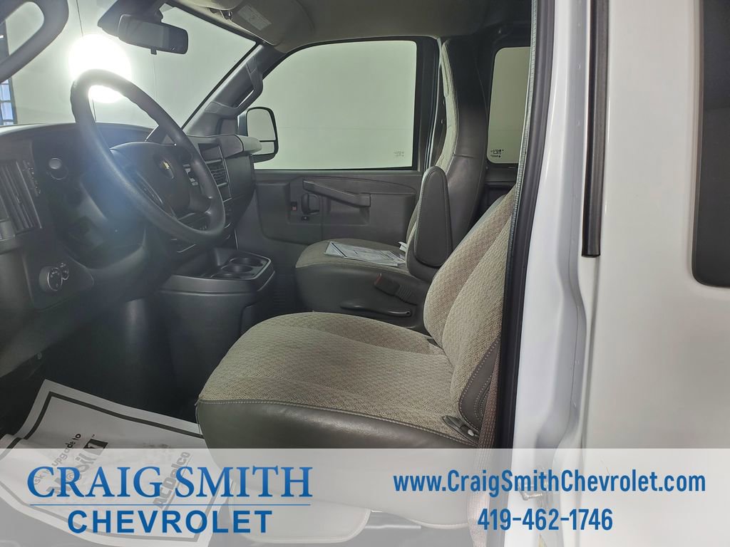 Used 2024 Chevrolet Express 3500 LT w/ LT Preferred Equipment Group image 12