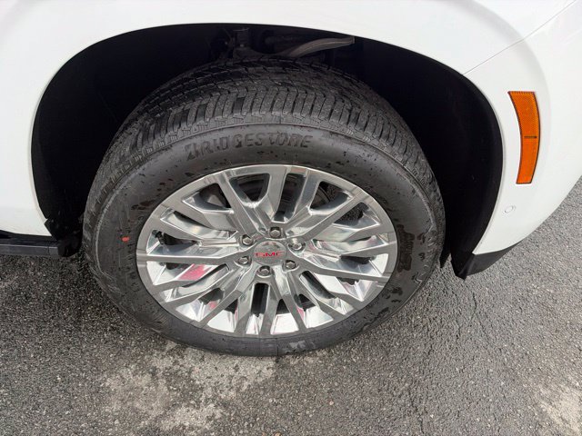 Used 2026 GMC Yukon XL Denali w/ Sun & Power Step Package AWD/4WD image 9