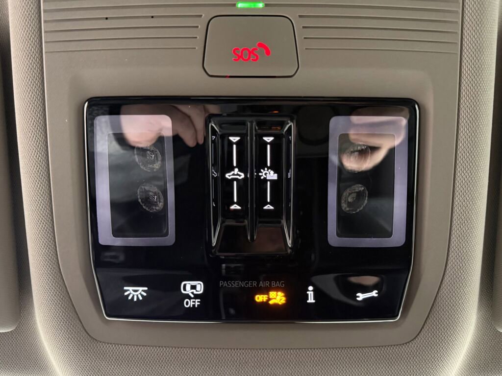 New 2026 Volkswagen Atlas SEL Premium R-Line image 30