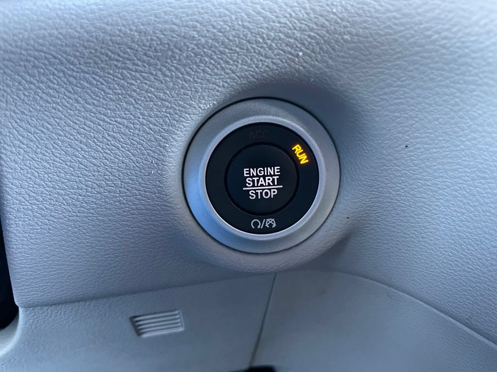 Used 2024 Chrysler Voyager LX FWD image 45