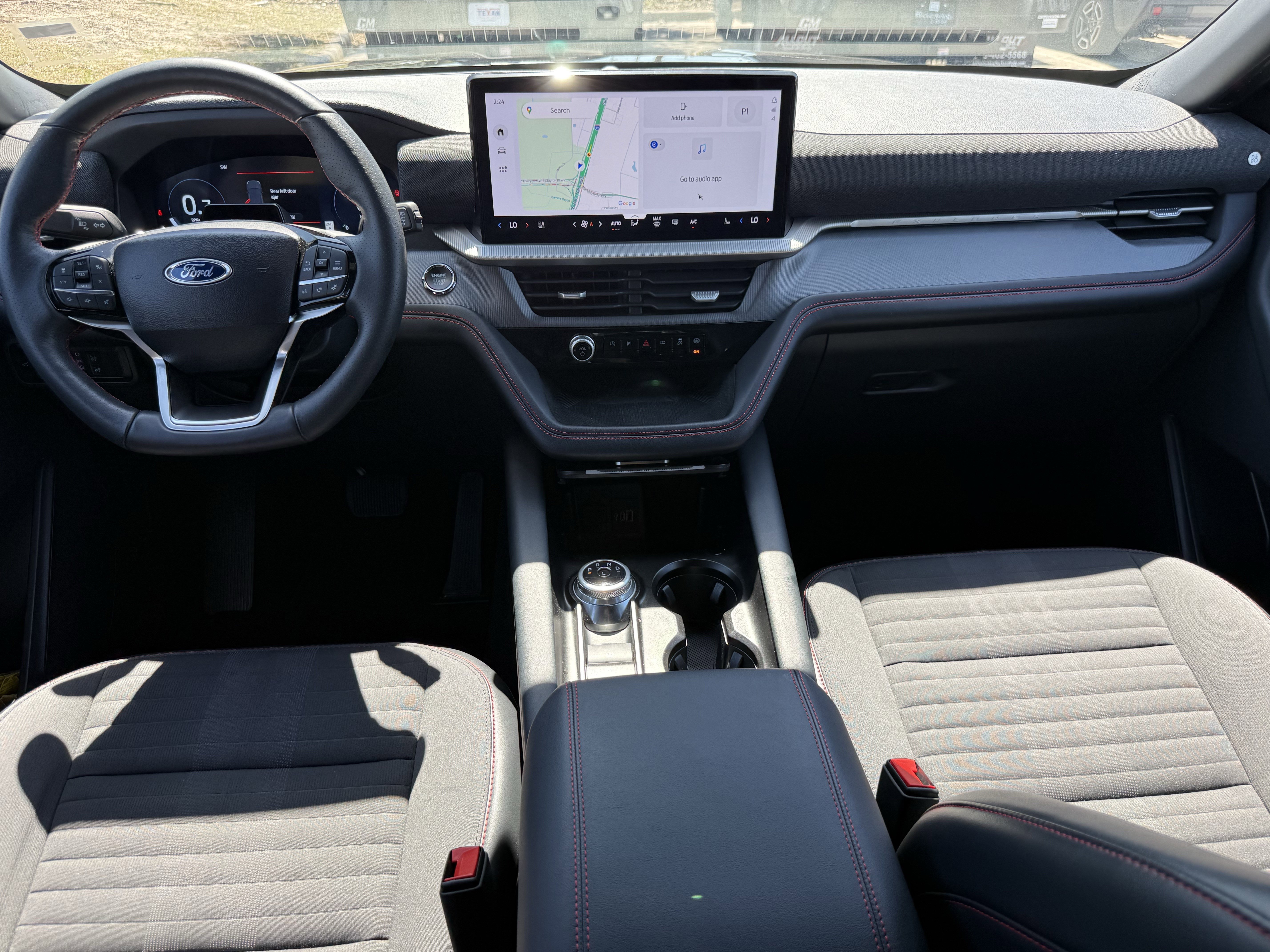 Used 2025 Ford Explorer ST-Line image 14