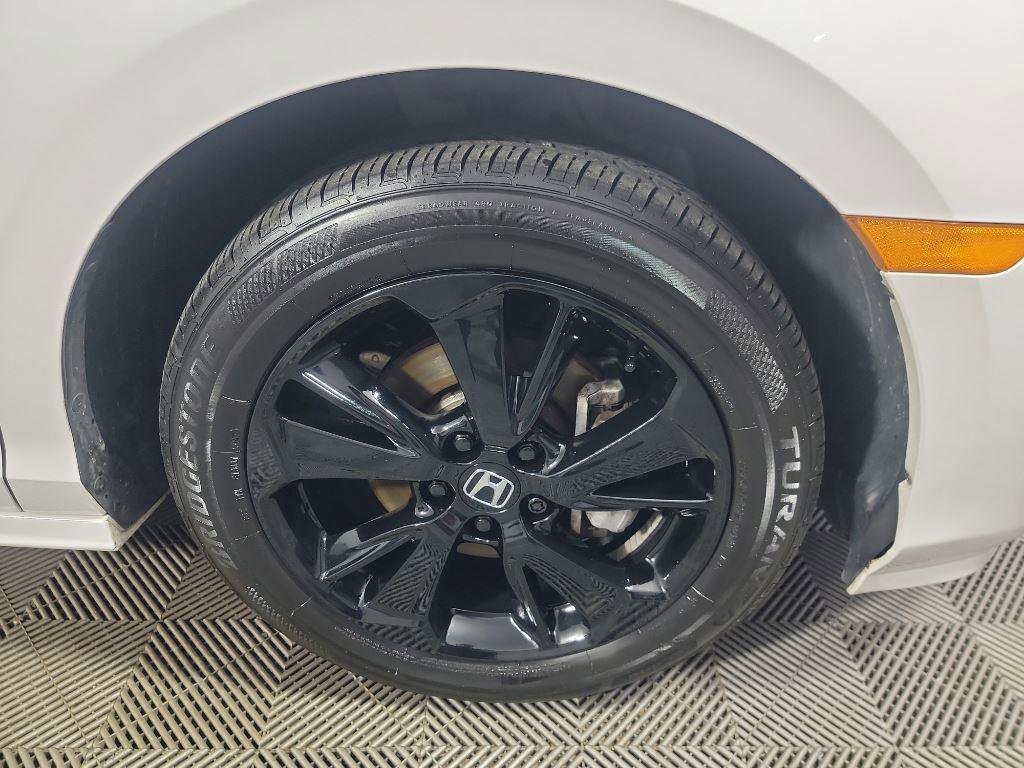 Certified 2024 Honda Odyssey Sport image 3