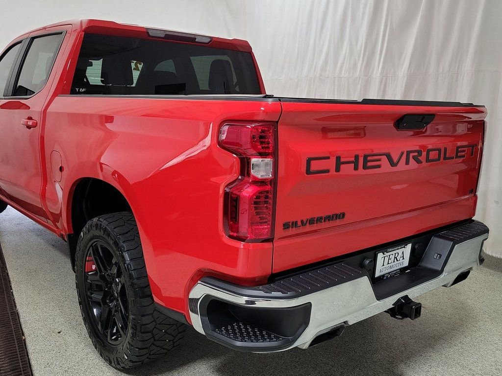Used 2021 Chevrolet Silverado 1500 LT w/ Z71 Off-Road Package image 6