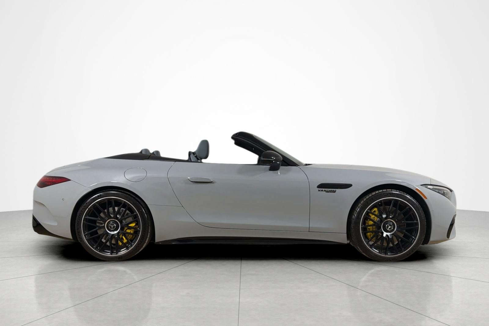 Used 2022 Mercedes-Benz SL 55 AMG 4MATIC image 6