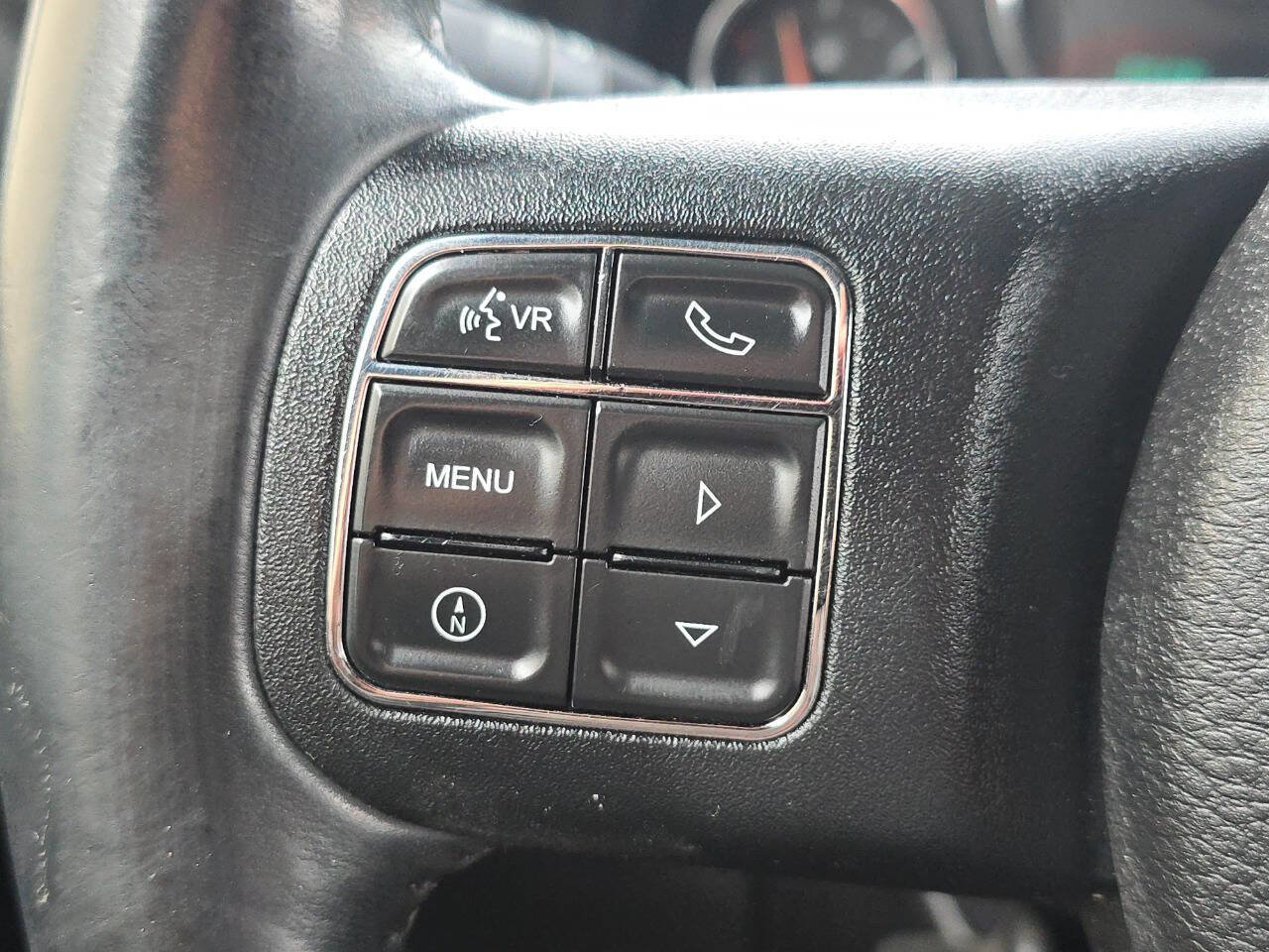 Used 2014 Jeep Wrangler Unlimited Sahara w/ Connectivity Group image 26