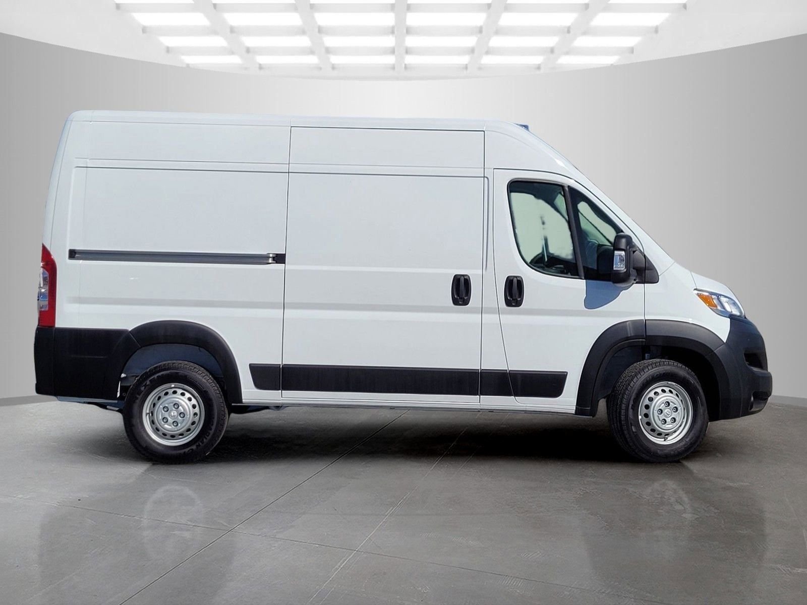 New 2026 RAM ProMaster 2500 w/ Convenience Group FWD image 3