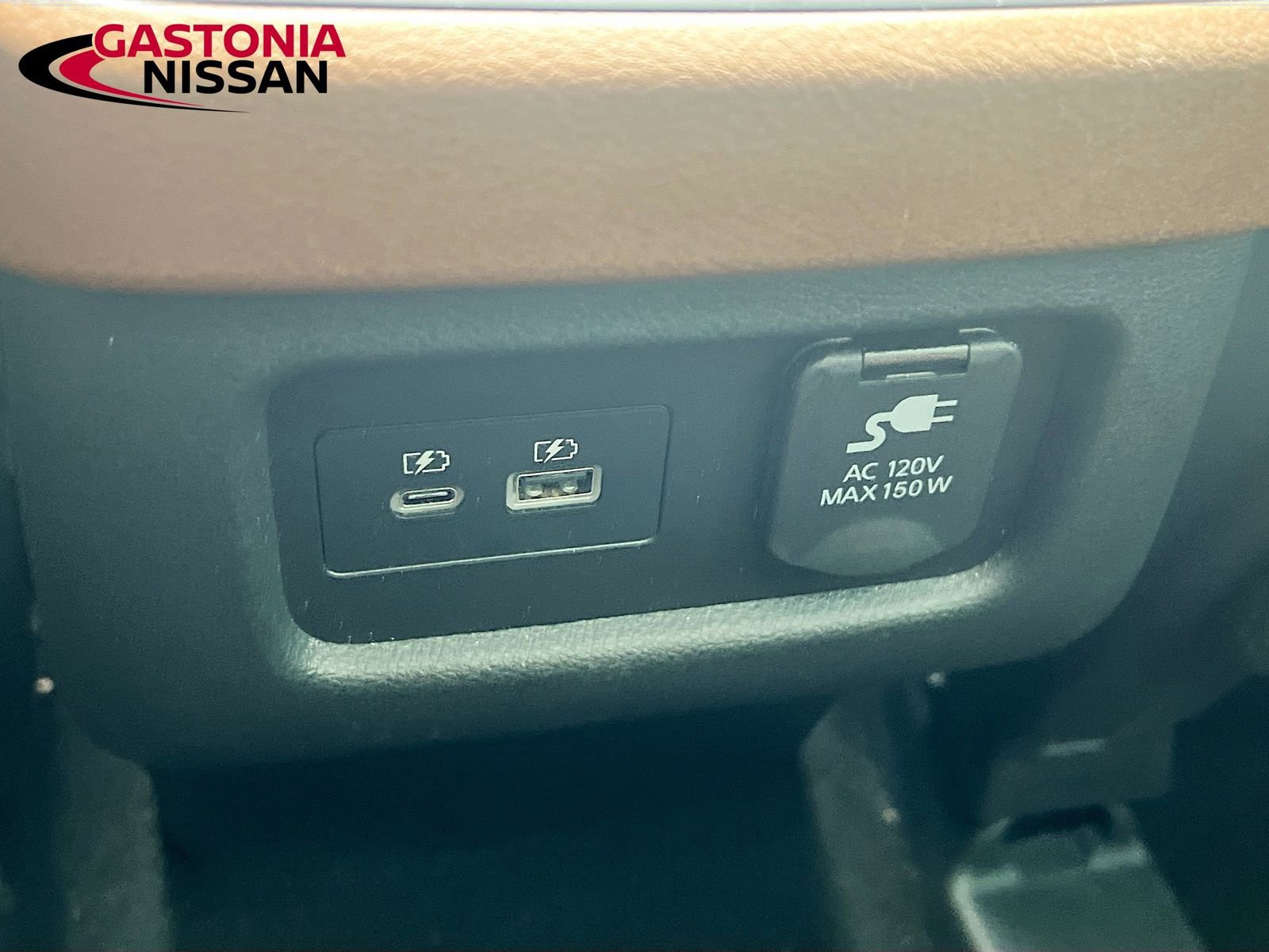 Used 2024 Nissan Pathfinder Platinum w/ Cargo Package image 34