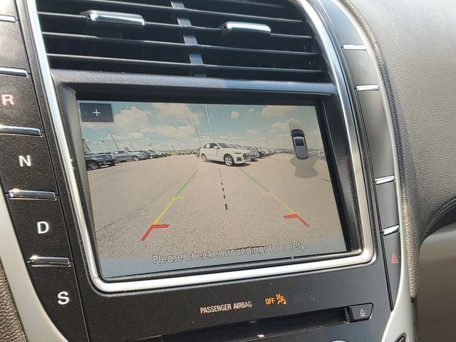 Used 2019 Lincoln Nautilus Select AWD/4WD image 17