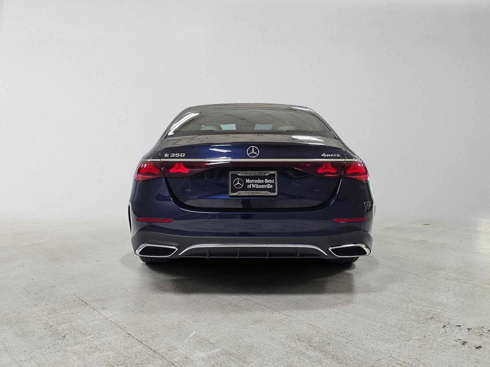New 2027 Mercedes-Benz E 350 4MATIC Sedan image 4
