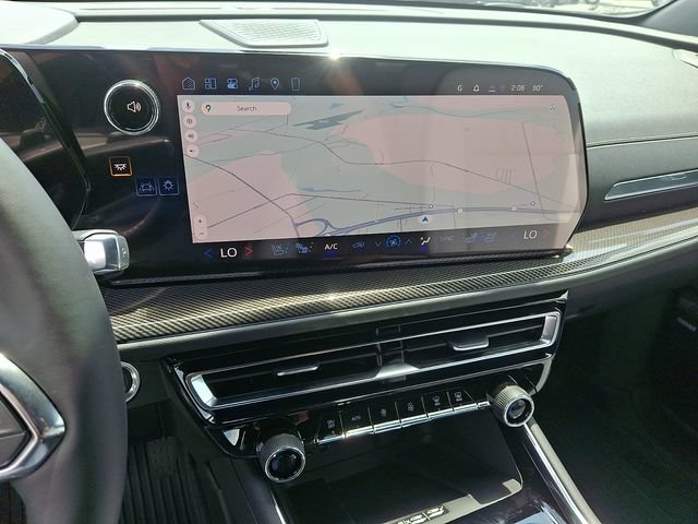 New 2026 Chevrolet Traverse High Country w/ LPO, Floor Liner Package FWD image 12